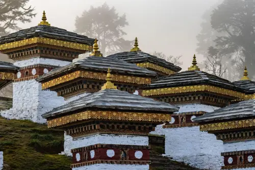 Đèo Dochula Bhutan: 5 trải nghiệm giữa 108 bảo tháp