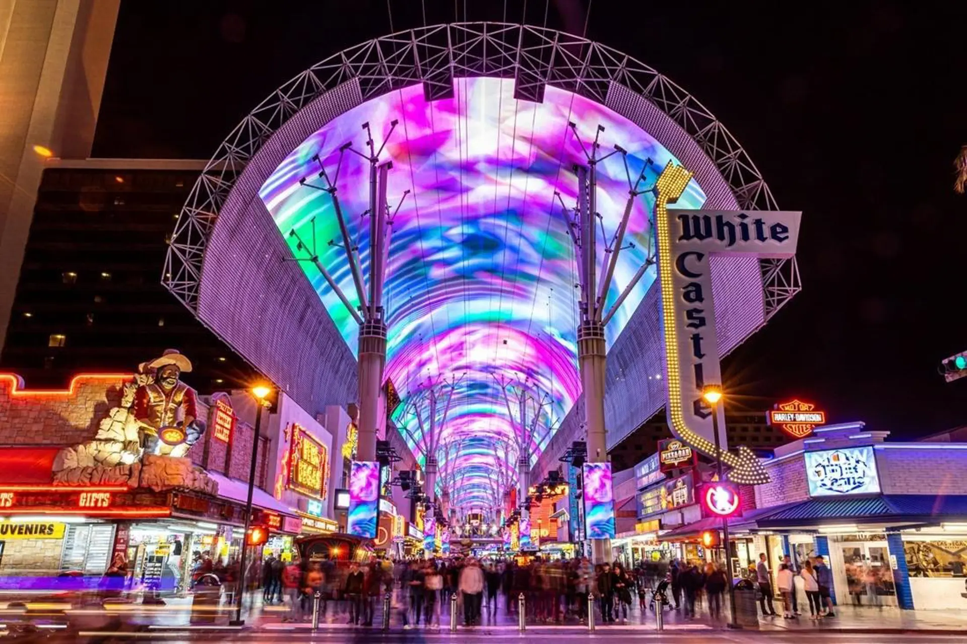 Fremont Street Halloween 2026: 5 Trải Nghiệm Không Thể Bỏ Lỡ 
