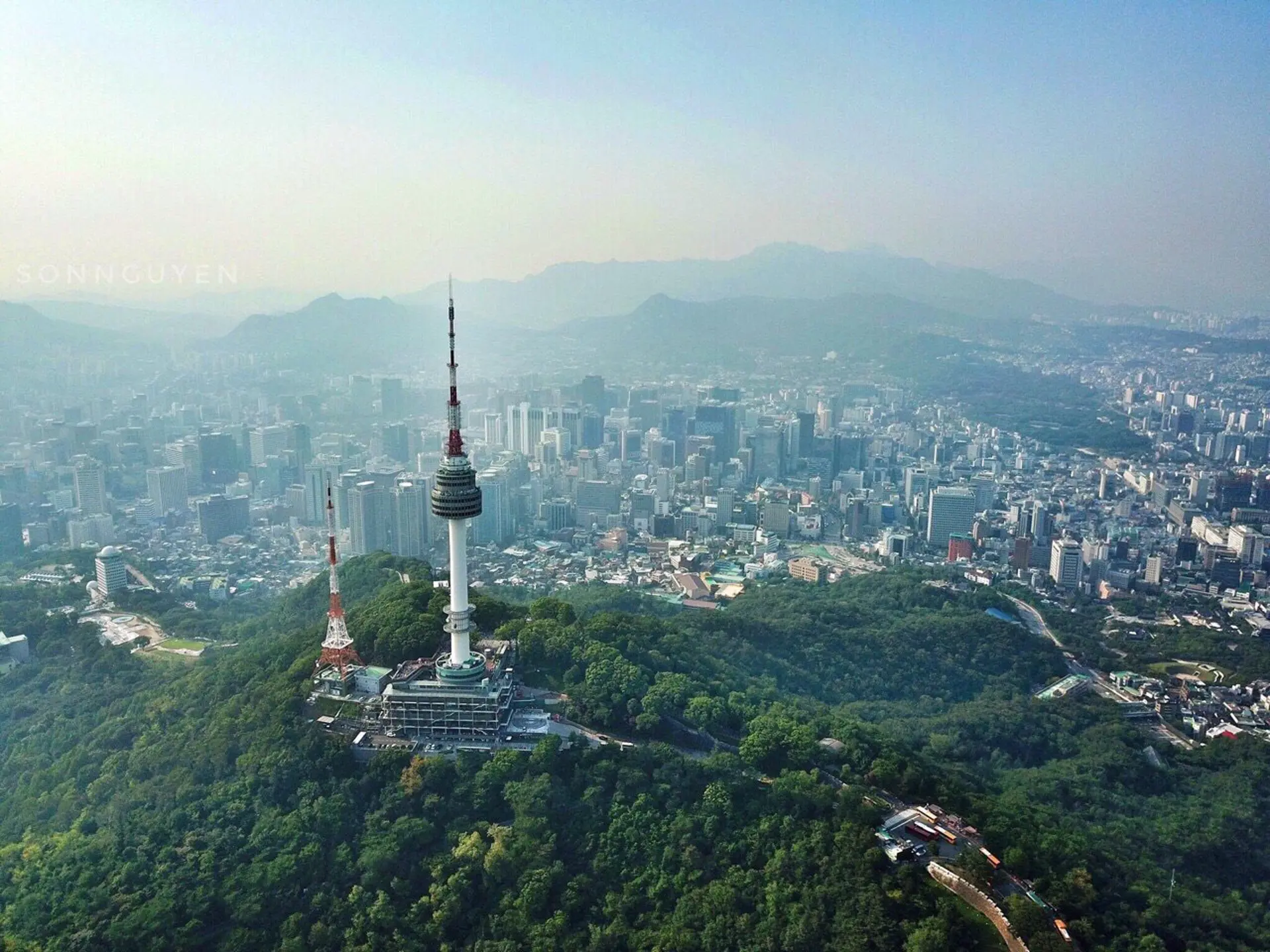 CÓ MỘT SEOUL TRONG LÀNH VÀO MÙA HẠ