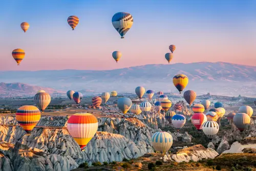 Tour Thổ Nhĩ Kỳ mùa xuân - Cappadocia tháng 4 đẹp nhất trong năm