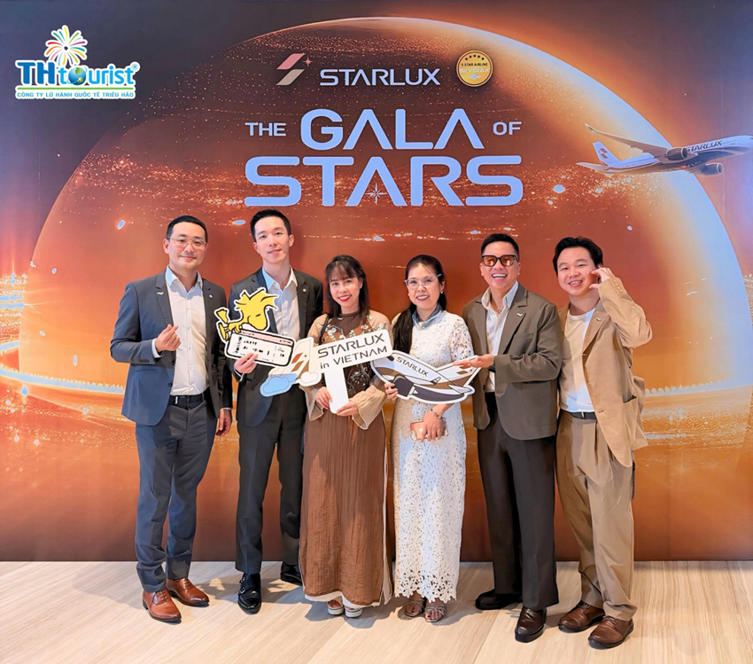 Du Lịch Triều Hảo Vinh Dự Nhận Giải Thưởng Top Tour Operator 2025 Từ STARLUX Airlines