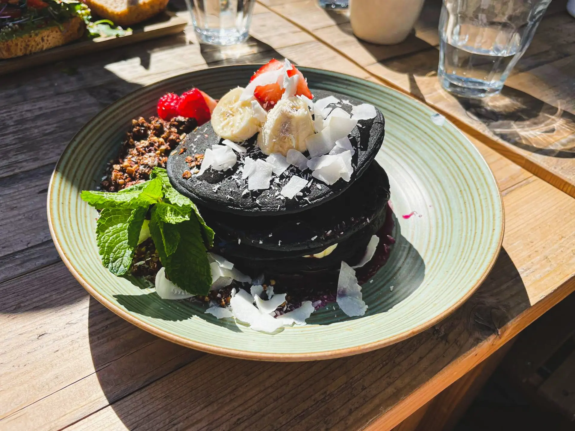 Food tour Bỉ có gì hấp dẫn? Cẩm nang du lịch Bỉ cho tín đồ ẩm thực 2026