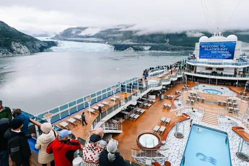 Cabin ban công du thuyền Alaska có đáng nâng hạng không ? Kinh nghiệm du thuyền Alaska mới nhất 2026 