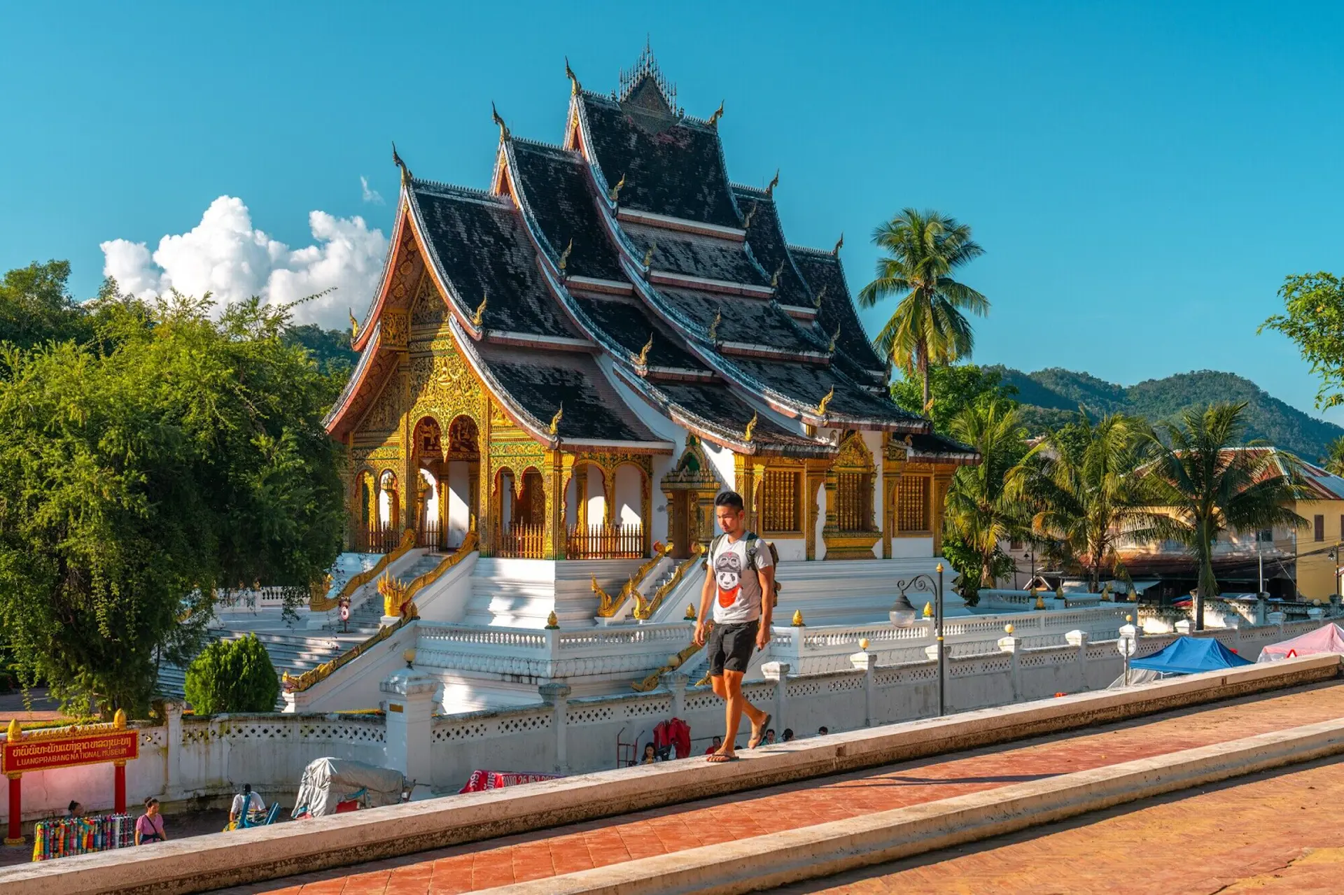 Du lịch Lào tự túc hay tour? Gợi ý cho người lần đầu 