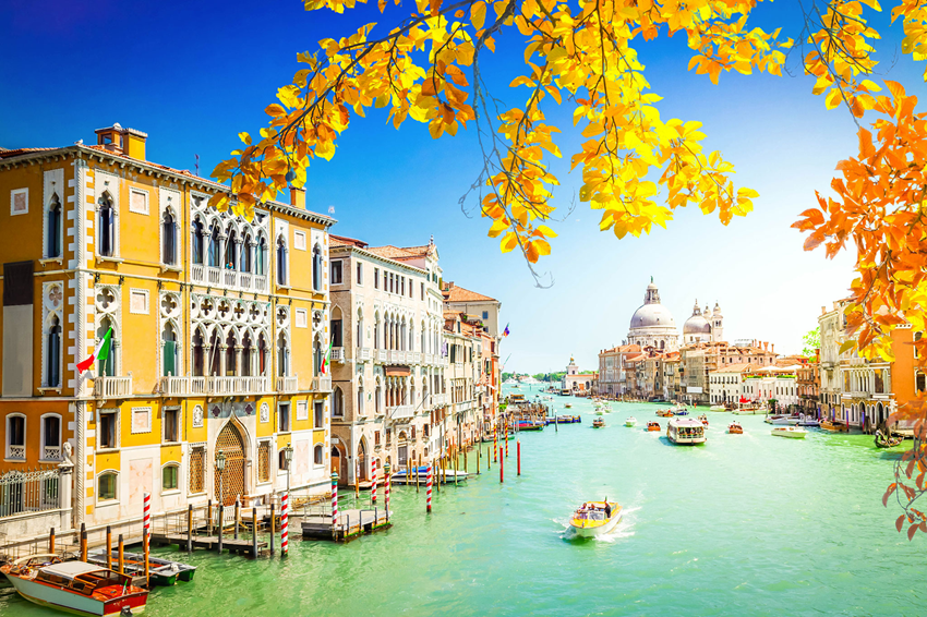 Du lịch Châu Âu mùa thu 2025 | Dạo chơi Venice mùa thu 