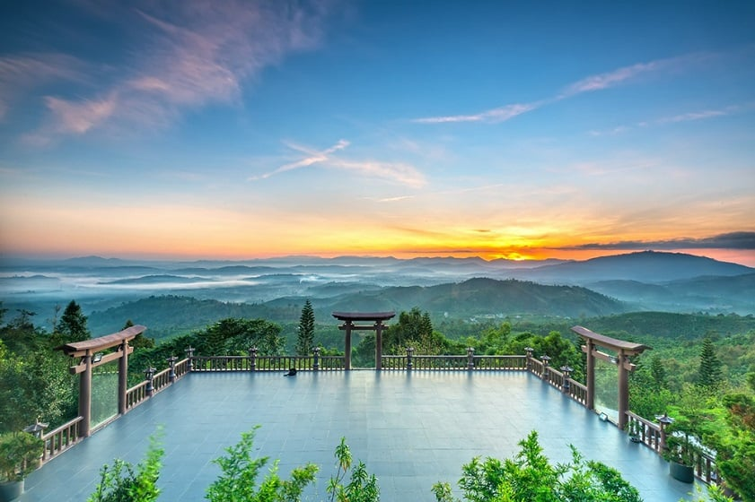 Du Lịch 30/4: Top 8 Điểm Đến Đẹp, Lý Tưởng Để Tránh Đông Người