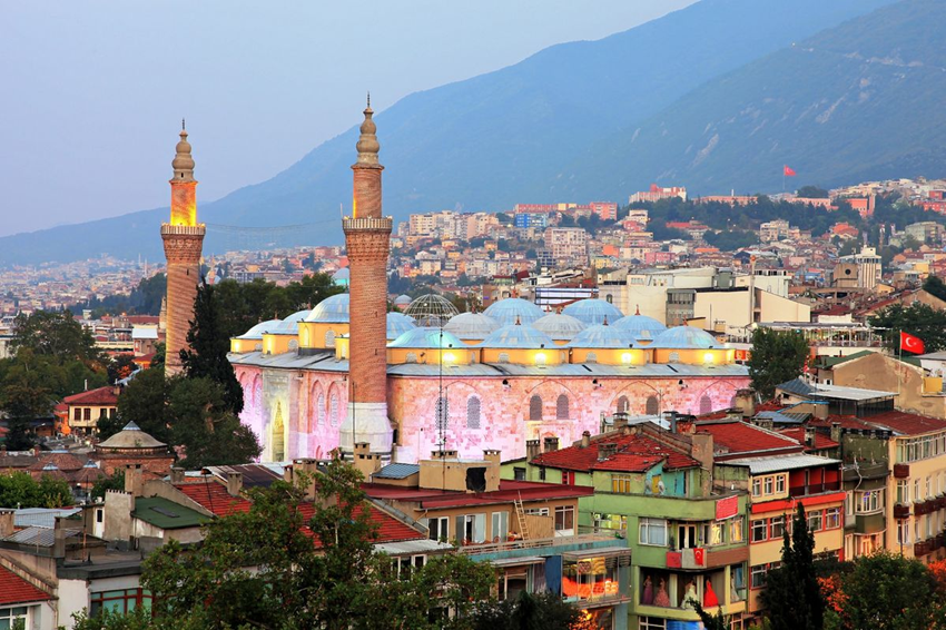 Grand Mosque Bursa - Kiệt tác kiến trúc Hồi giáo cổ kính ở Thổ Nhĩ Kỳ mới nhất 2025