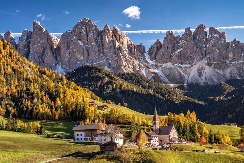 Tuscany mùa thu: Khám phá vẻ đẹp tuyệt vời và trải nghiệm văn hóa Ý 2025