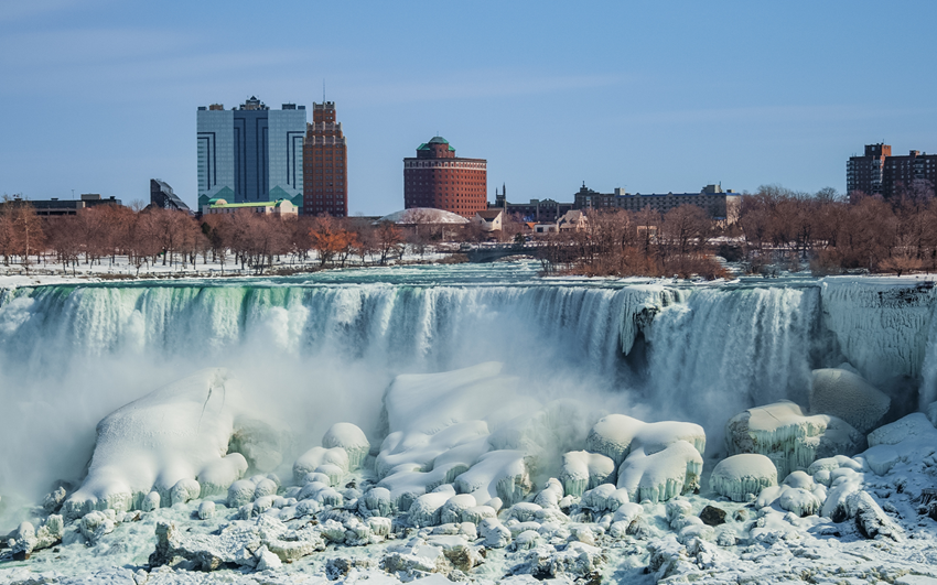Niagara mùa đông – Vẻ đẹp hùng vĩ khi thác nước đóng băng