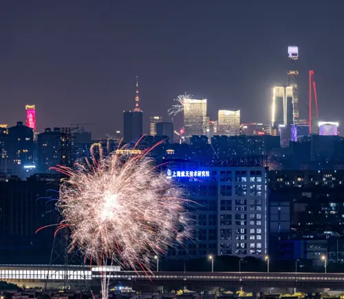 Thượng Hải năm mới 2026 – Pháo hoa, shopping và lễ hội ánh sáng rực rỡ